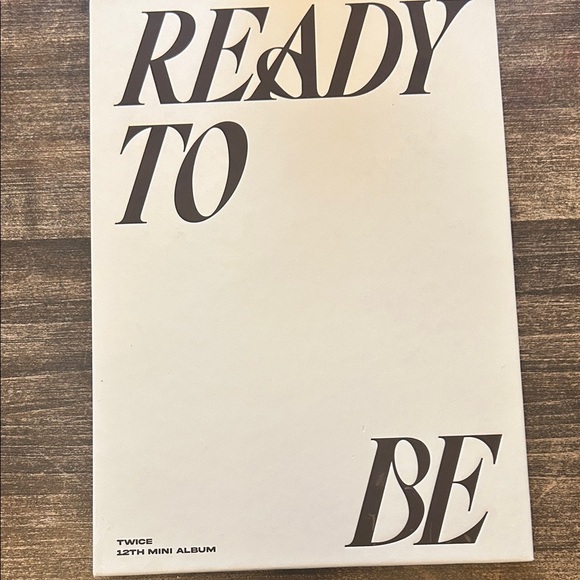 TWICE 12th Mini Album 'Ready To Be' - Picture 1 of 9